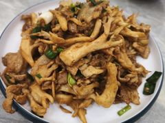 -何适山庄 ·可团建(水长城P2停车场店)