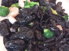 一品小炒皇-添福来墨鱼饺子 · 海鲜东北菜(大连星海·黄浦路店)