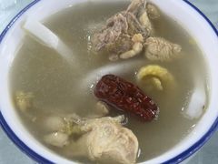 -范饭椰林川湘味海鲜·椰子鸡(三亚湾椰梦长廊店)