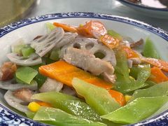 -芸海阁·农家私房菜(沙家浜景区出口店)