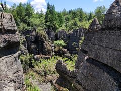 -梭布垭石林景区
