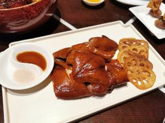 金沙脆皮鸡-杭州西子湖四季酒店·金沙厅
