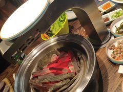 -明洞阿姨·韩式酱蟹烤肉·创意料理(三元桥店)