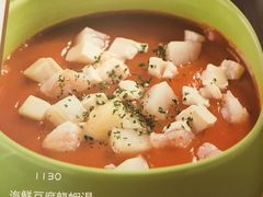 -新大咀港式茶餐厅(宝山万达店)