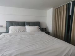 -缦回行政公寓(牛市口地铁站店)
