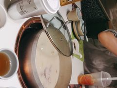 -洪氏嗨捞·猪肚鸡火锅(阳光天地店)