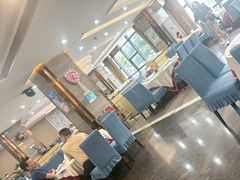 -方鼎食府