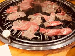 -唯成•韩国炭火烤肉 유성고기