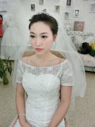 -红馆妆造(中央大街店)