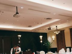 -东方明珠老上海8号餐厅
