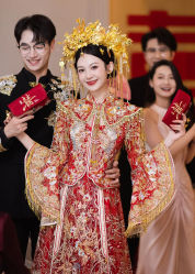-莫小姐婚纱