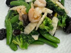 -品海楼·大连海胆锅贴馆(东港店)