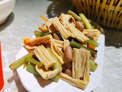 -华盛园卷子王农家菜水库鱼