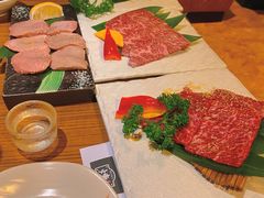 -炼火烤肉店