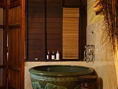 -迪瓦娜按摩和水疗中心