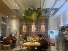 -必胜客(WOW昙华林店)
