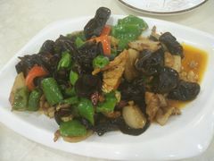 农家小炒肉-皮五鱼汤面(老街店)