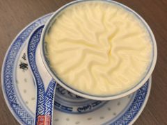 -广信牛奶甜品世家(台东店)