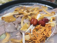 -九寨特色牦牛肉汤锅 羊肉汤锅