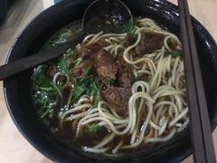 -李先生牛肉面大王(北京站售票厅餐厅)