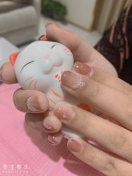 -吉吉靓甲美睫