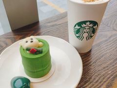 -星巴克臻选(盐城金鹰聚龙湖店)