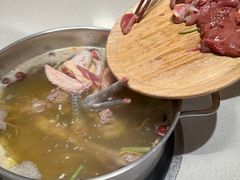 -煲王粤菜餐厅(中侨中心店)