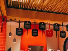 -城市大道红炉披萨烘焙坊