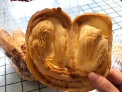 大蝴蝶-国际饭店·帆声西饼屋(黄河路店)