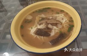 Stewed Dried Mushroom Noodles