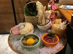 -咕嘟草帽鱼·牛奶一样的鲜鱼汤(天鹅湖万达广场店)