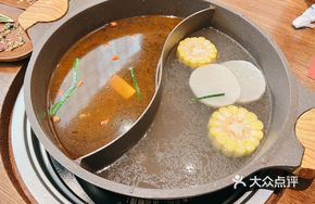 Yuan Yang Hot Pot Base (Braised Sauce, Clear Soup)