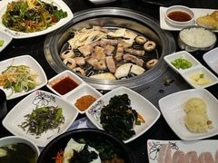 -青松馆韩国料理(香港中路佳世客店)