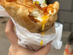 -小红车炸蛋葱油饼