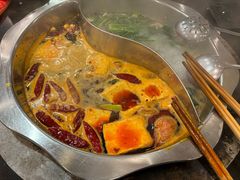 -重庆风光老灶火锅城(同德广场店)