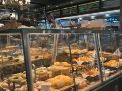 面包甜点陈列柜-东哥面包(江宁大润发店)