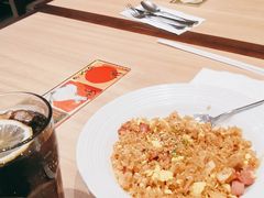 -必胜客(WOW中心城店)
