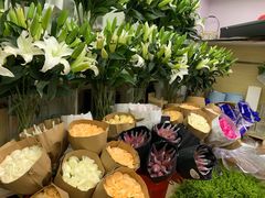 -亭亭鲜花店(中山北路店)