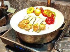 -金马门国际美食百汇(珞喻路店)