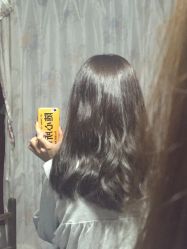 不争气的头发直得好快-潘多拉Hairsalon