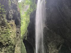 -龙水峡地缝景区
