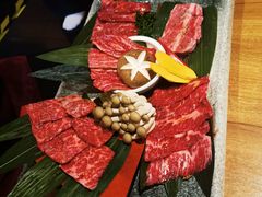 -炼火烤肉店