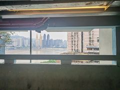 -白象居