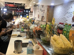 -百品聚旋转火锅(万德庄店)