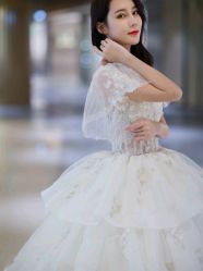 点击看大图 -GRACE KELLY婚纱与礼服(北京店)