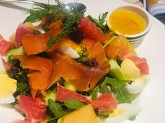 烟熏三文鱼柚子沙拉-玛尚诺意式餐厅(三林环宇城店)