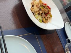 -湖畔鲁菜·二十年老字号餐厅(大明湖店)
