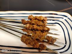 -许哥东北烧烤·铁丳烤串·宫后夹肉(繁花中心店)