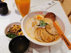 豚骨叉烧拉面-味千拉面(瑞虹生活广场店)