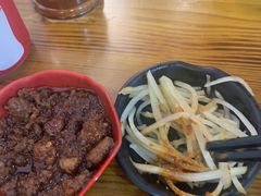 -丽虹云南过桥米线(兴工街店)